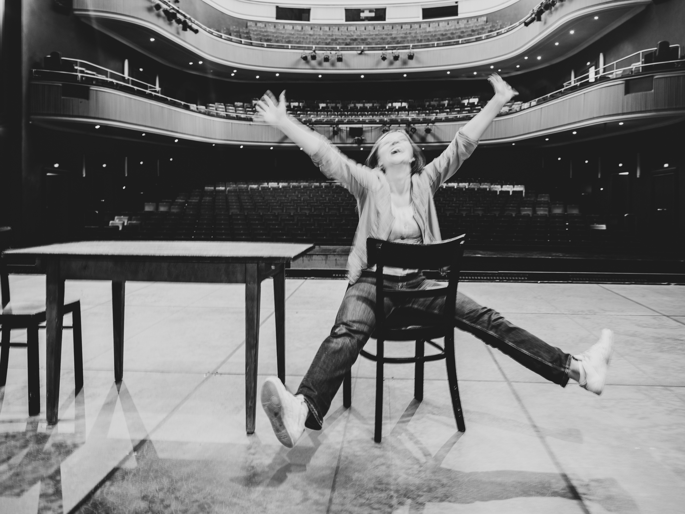 4999_Monika_Theater_Apr23